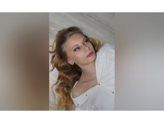 Click to chat with model xMilagrosxs